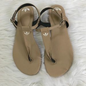 Adidas flip flop